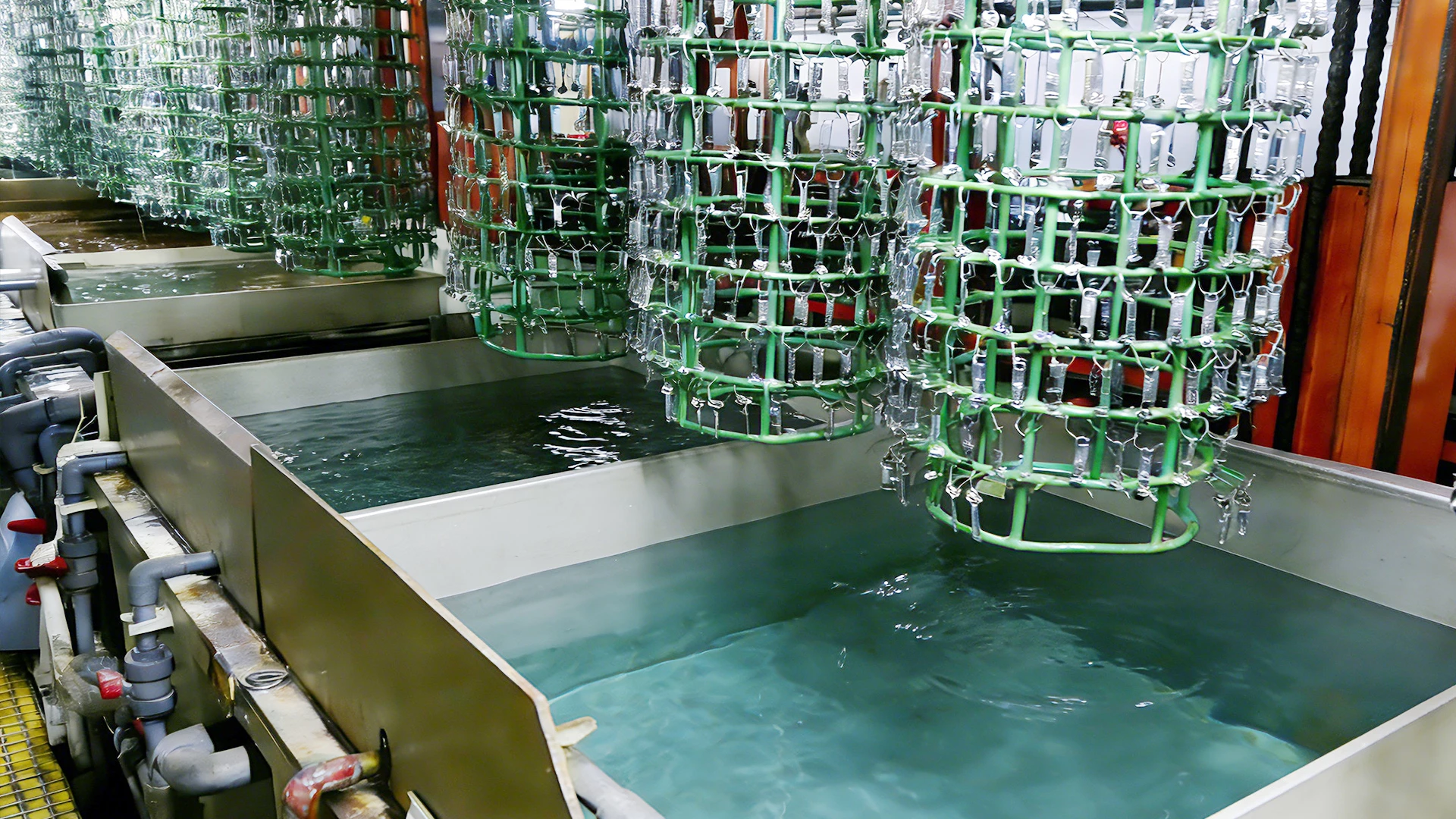 7. Six times Cleaning Tank
