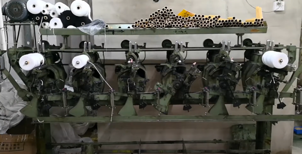 QLQ-CCRM Automatic Zipper Centre Cord Rolling Machine/Bobbin Machine(6 heads)
