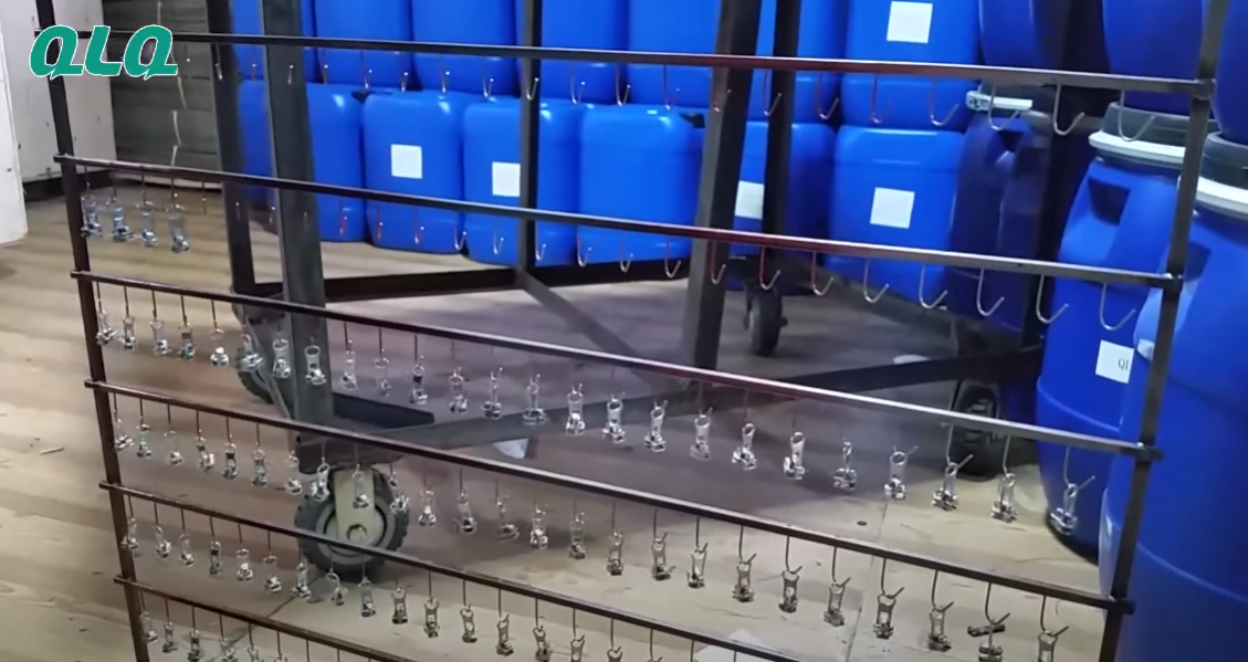 Hang sliders for painting