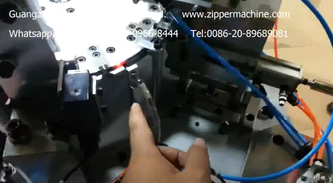 QLQ-023A Automatic & Semi-automatic Italy Type Slider Assembly Machine