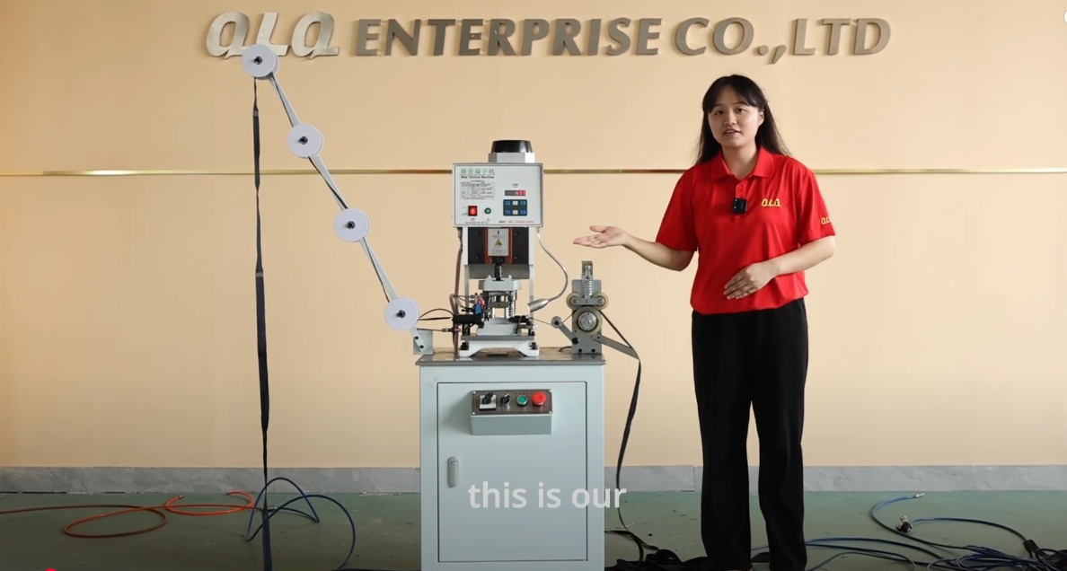 QLQ-HPM Automatic Nylon Zipper Hole Punching Machine