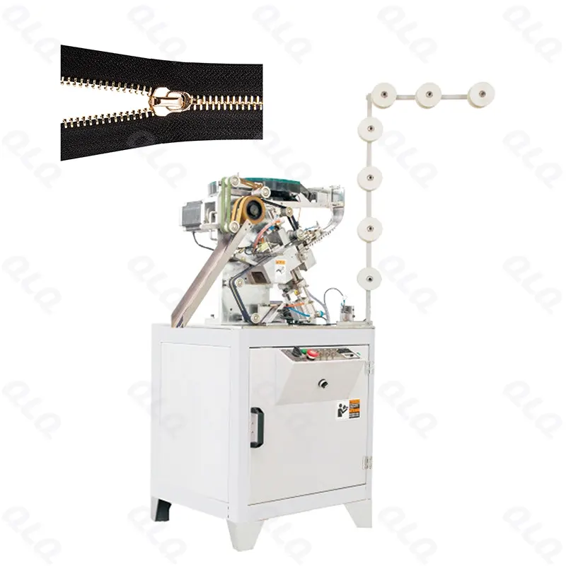 Step 5: Slider Mounting - QLQ zipper manufacturing machine
