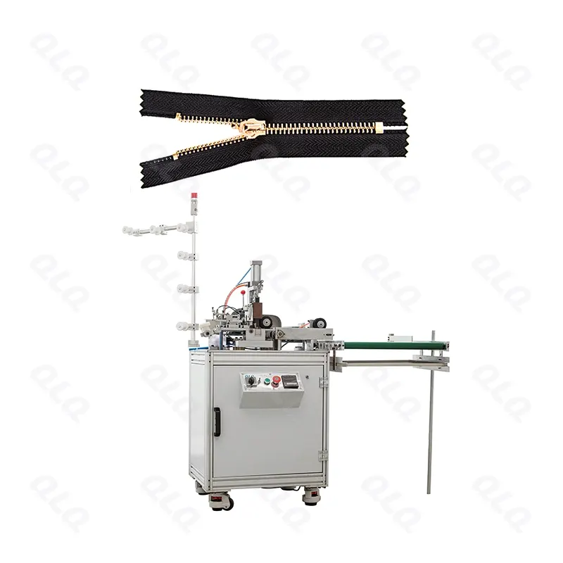 Step 5: Zipper Cutting - QLQ zipper manufacturing machine