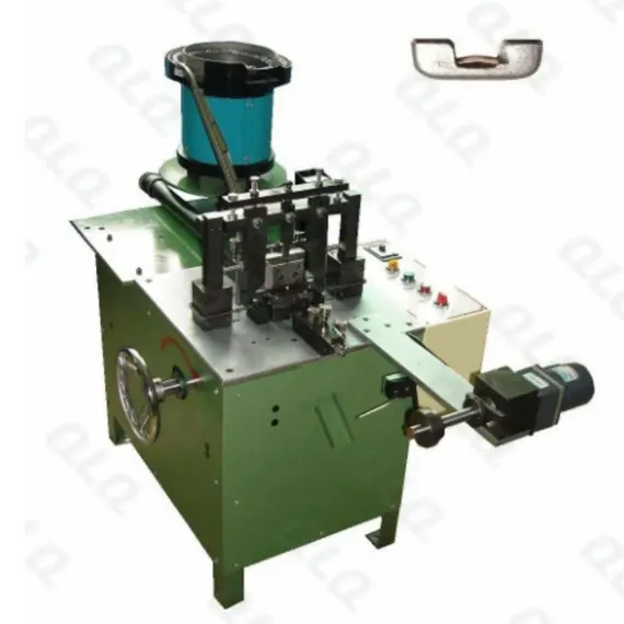 Step 8: Cap & Spring Assembly - QLQ zipper manufacturing machine