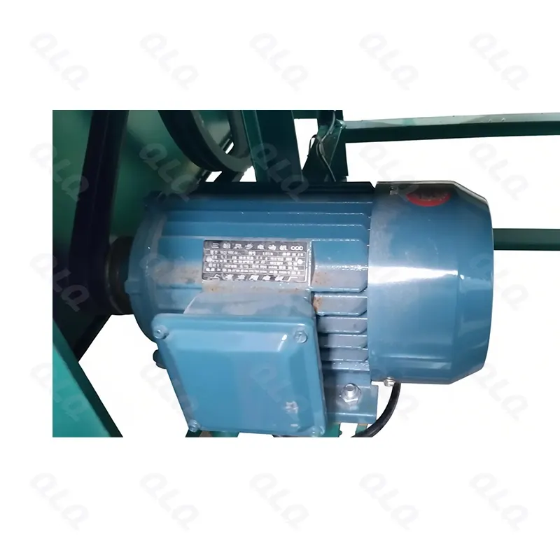 Step 2: Die Casting Products Deparating - QLQ zipper manufacturing machine