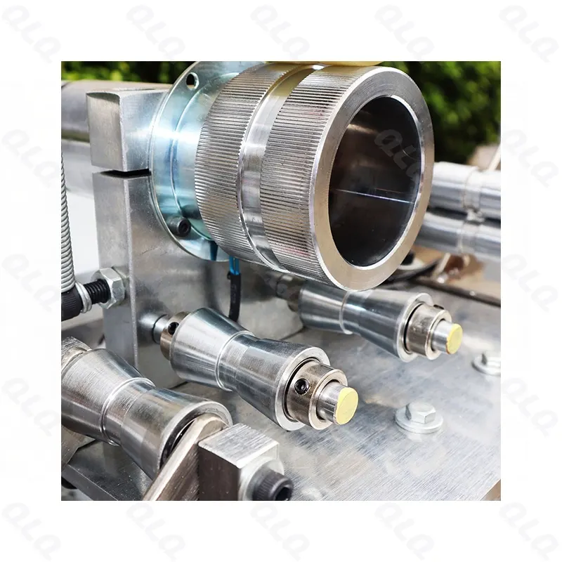 Step 9: Long Chain Zipper Winding - QLQ zipper manufacturing machine