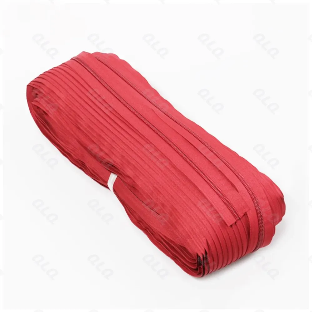 Step 1: Gapping - QLQ zipper manufacturing machine
