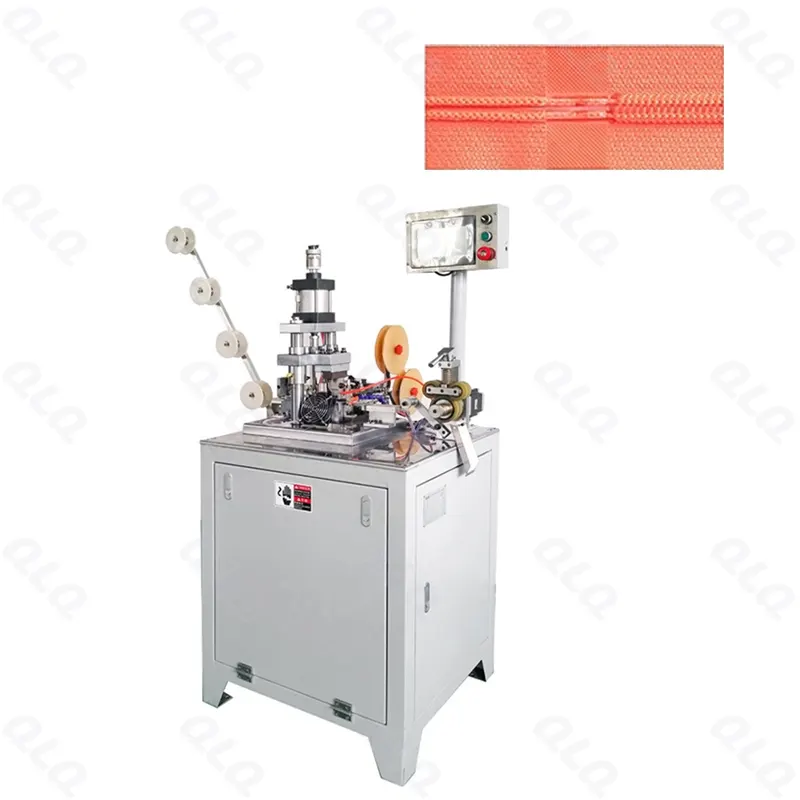 Step 2: Film Sealing - QLQ zipper manufacturing machine
