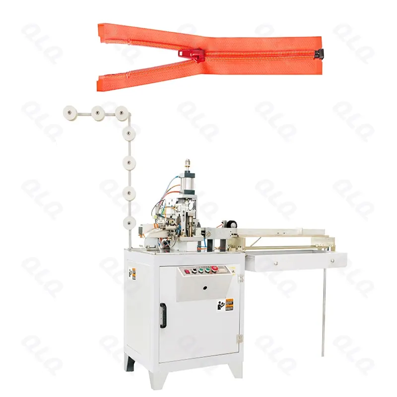 Step 8: Zipper Cutting - QLQ zipper manufacturing machine