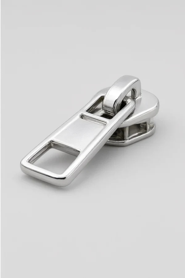 Pre-treatment of Zinc Alloy Zipper Sliders Before Barrel Plating - Master Guide: 10 Common Defects, SOP, Chemistry & Test Standards