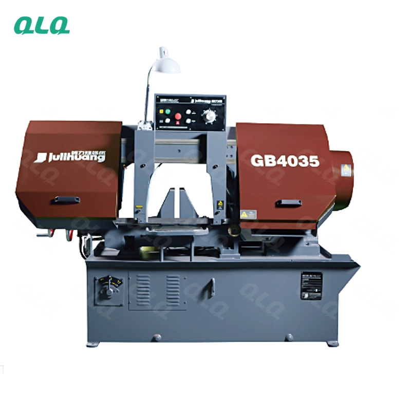 Spray painting machine and painting booth - workshop detail