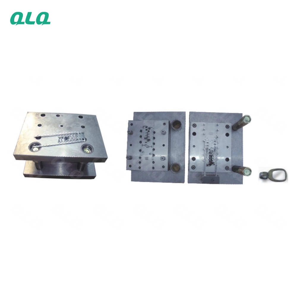 Zinc alloy die casting machine in workshop - production view