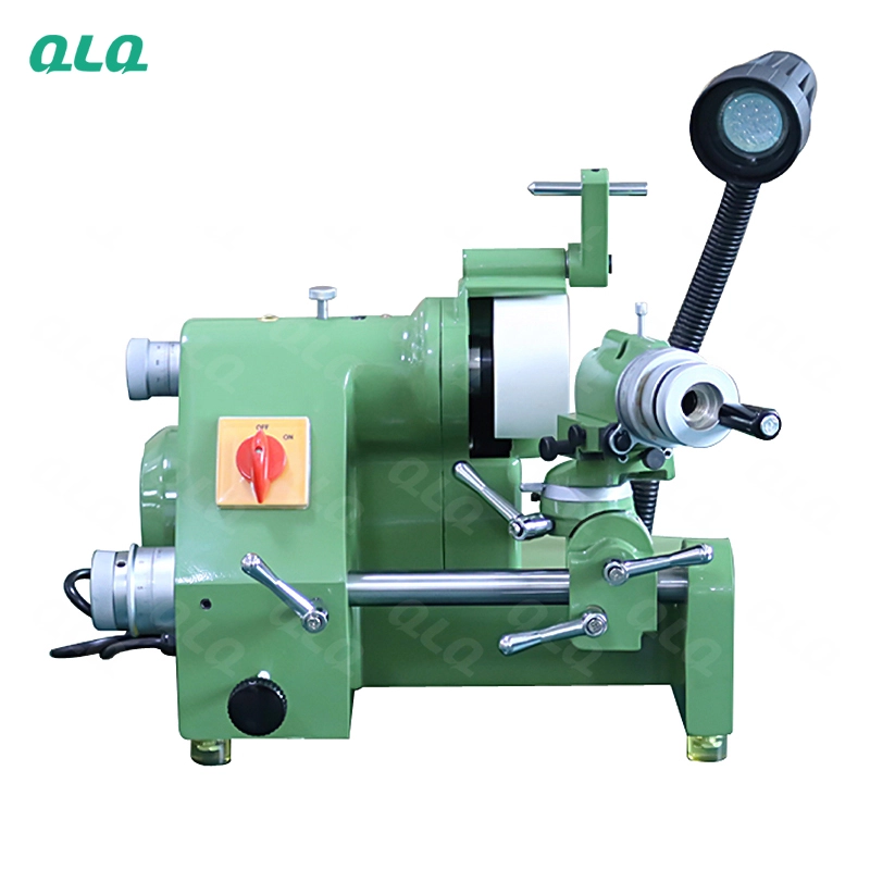 Spray painting machine and painting booth - workshop detail