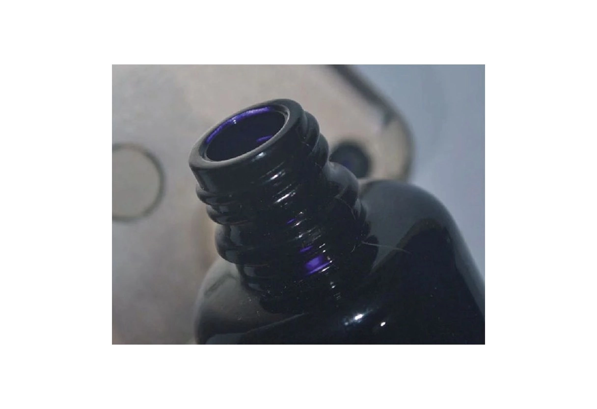 Alkaline Copper Brightener CL-4 &mdash; product form (colour and physical appearance)